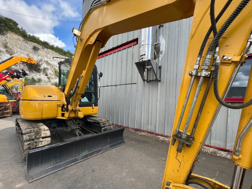 Komatsu PC80 excavator for sale